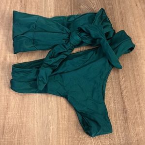Bikini in emerald green 💚 SMALL